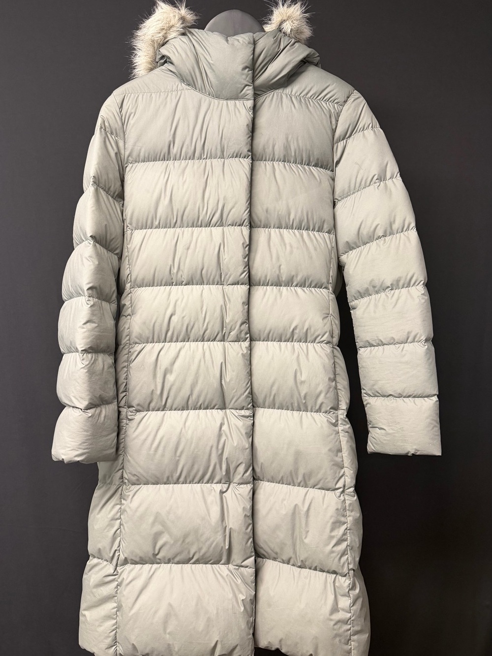 Uniqlo Sage Long Quilted Puffer Coat with Detachable Faux Fur Trim Hood - Medium